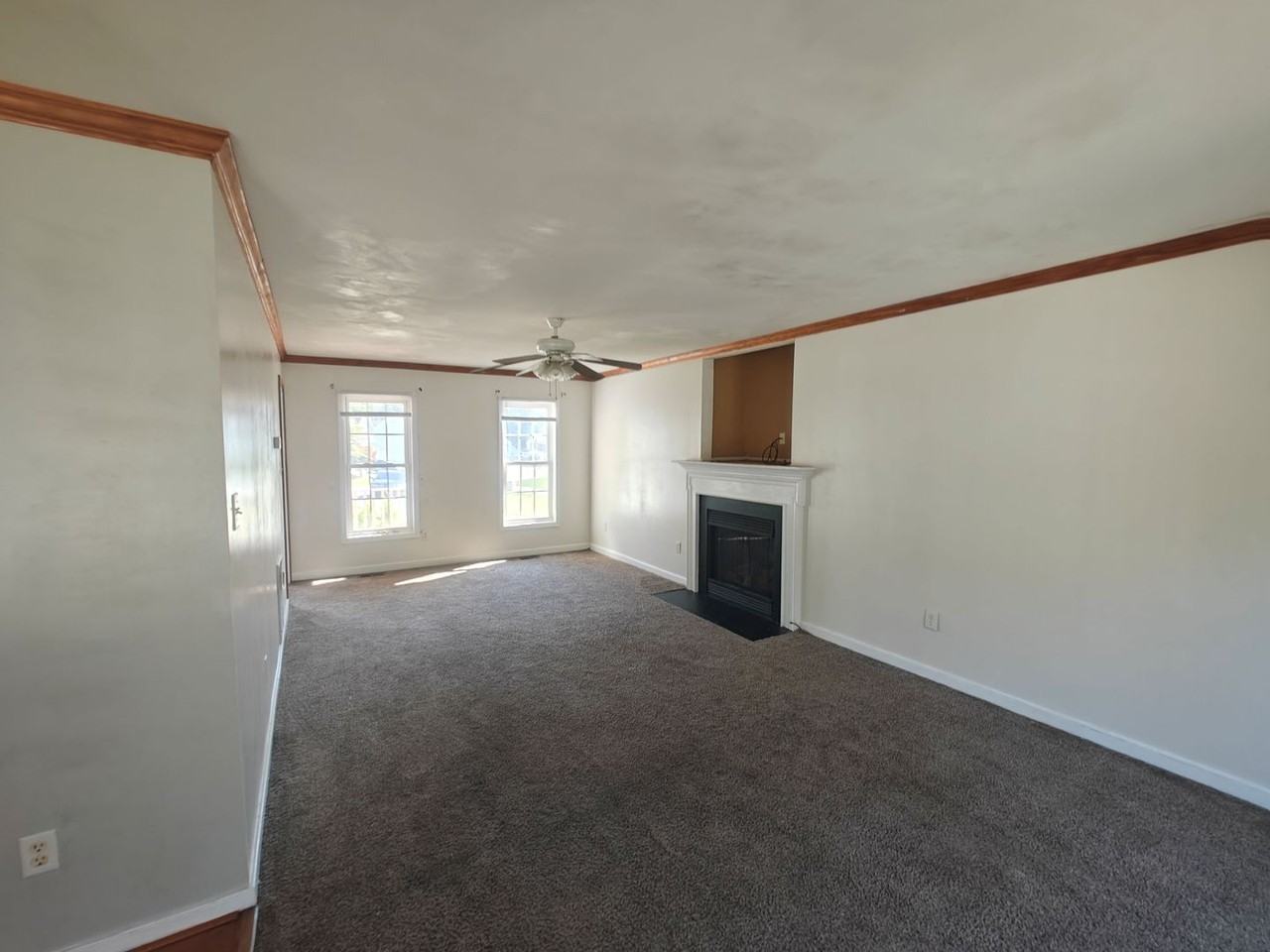 4037 Birdbrook Dr - Photo 4 of 21