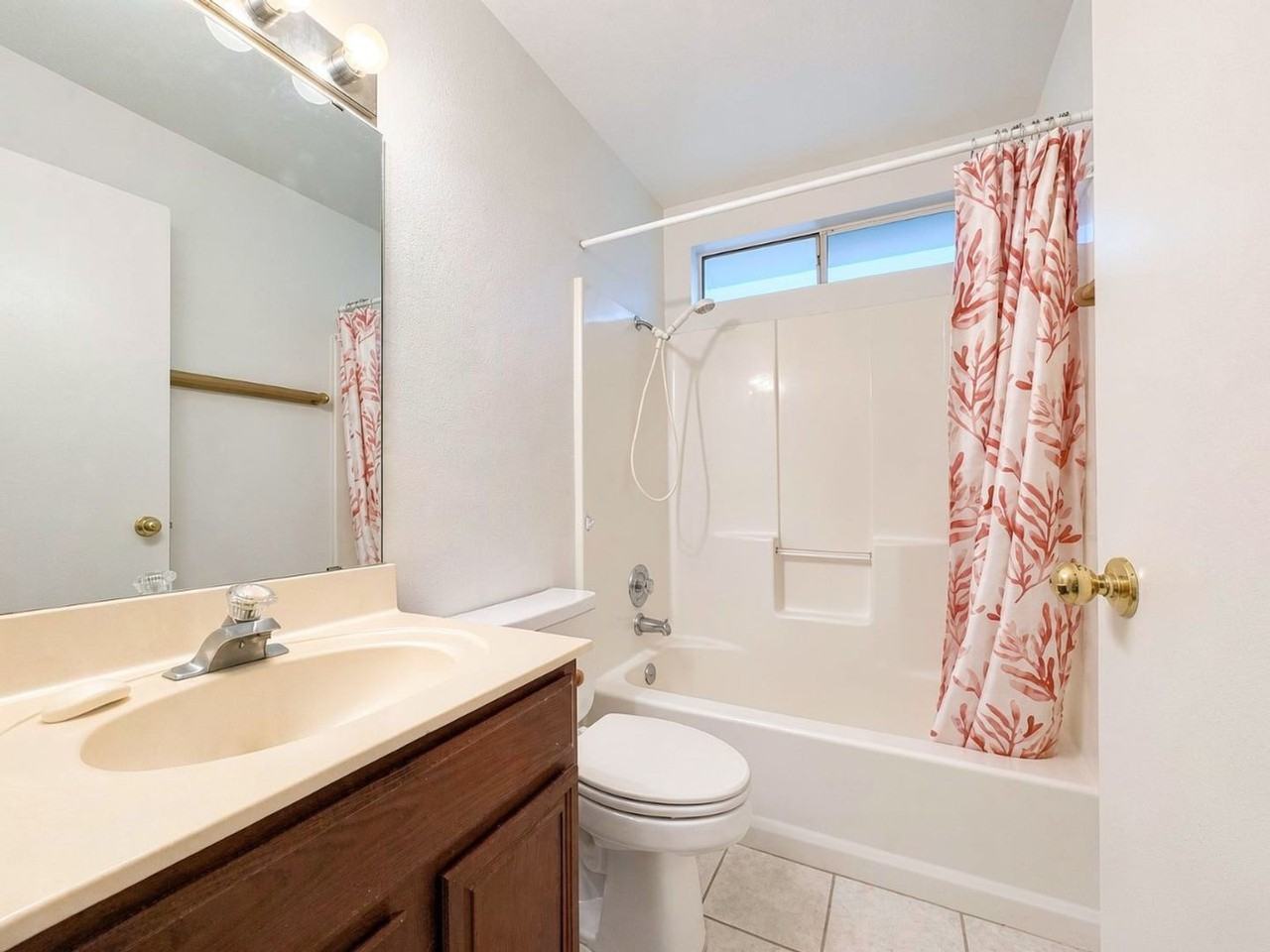 4605 High Pointe Dr - Photo 7 of 9