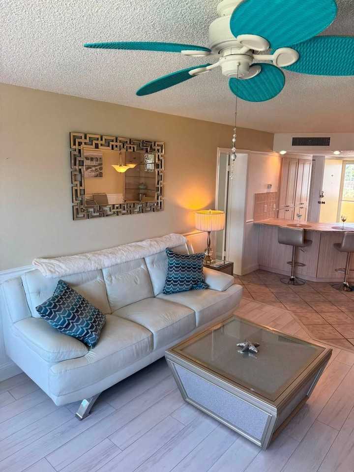 4550 Cove Cir #507 - Photo 6 of 18
