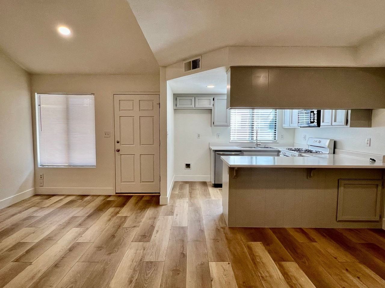 817 Quail Ln #12 - Photo 4 of 18