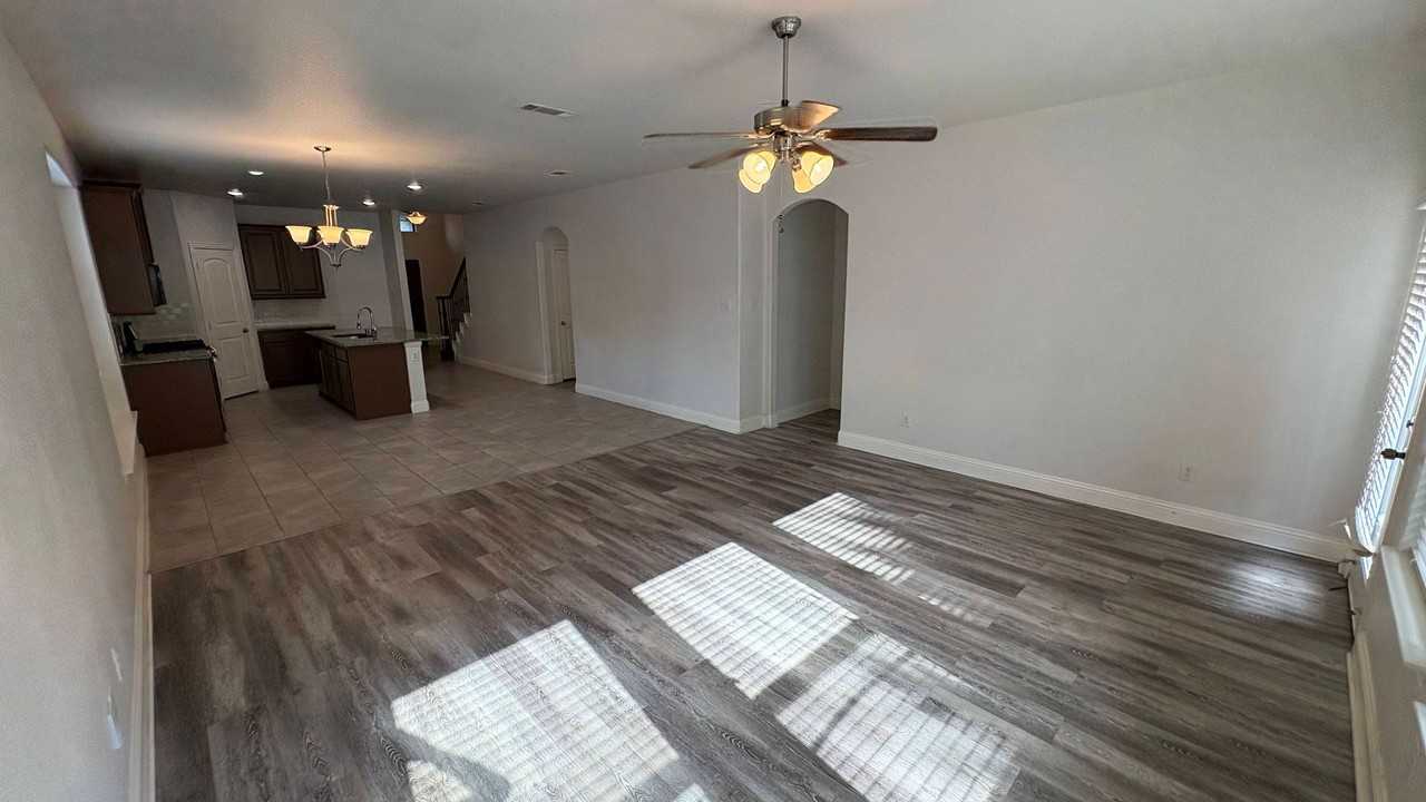 610 Alderwood Ct - Photo 7 of 28