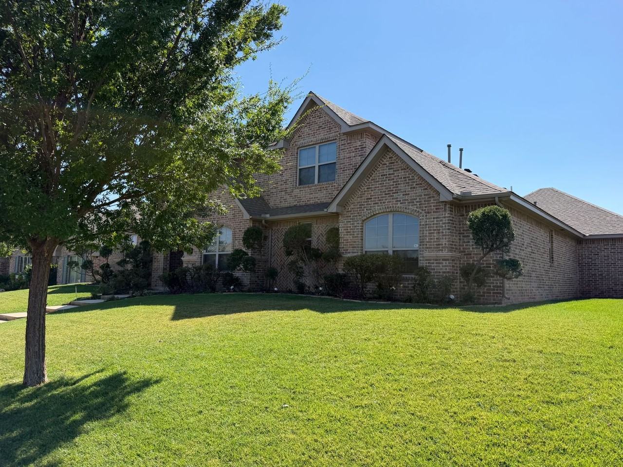 6502 Isabella Dr - Photo 2 of 36