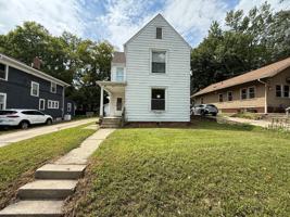 featured image of 483 Littleton St