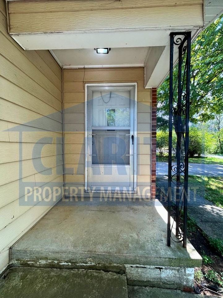 260 Royal Dr Nw - Photo 3 of 24