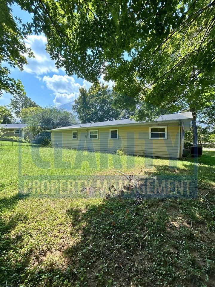 260 Royal Dr Nw - Photo 4 of 24