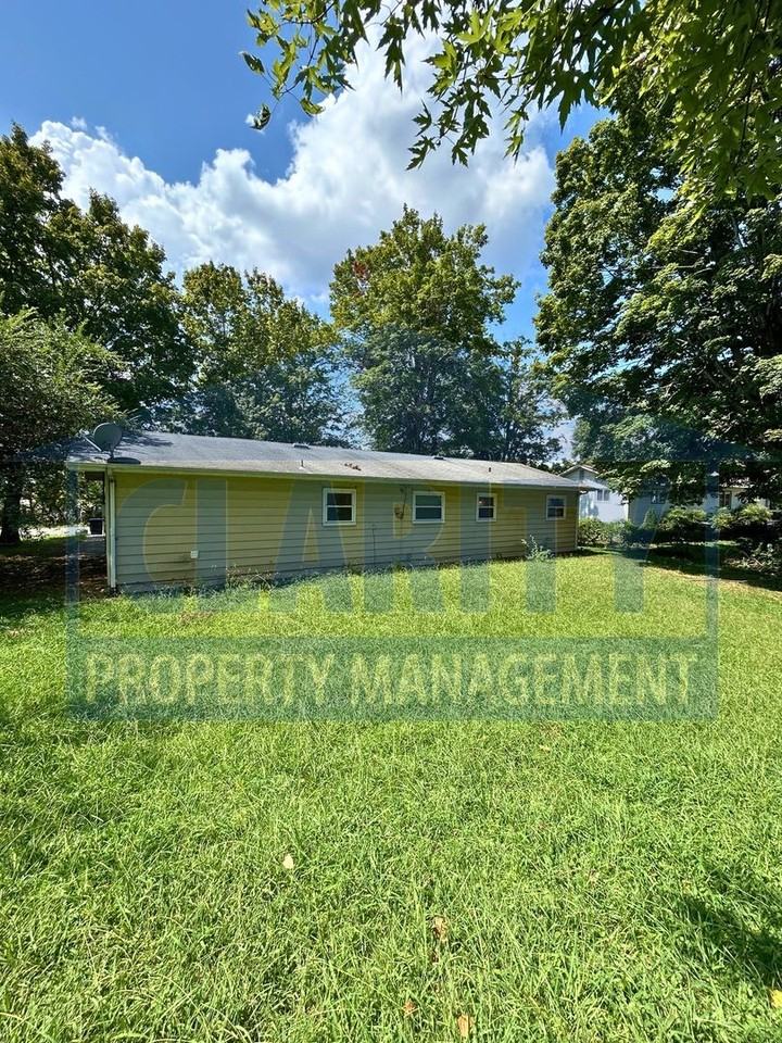 260 Royal Dr Nw - Photo 5 of 24