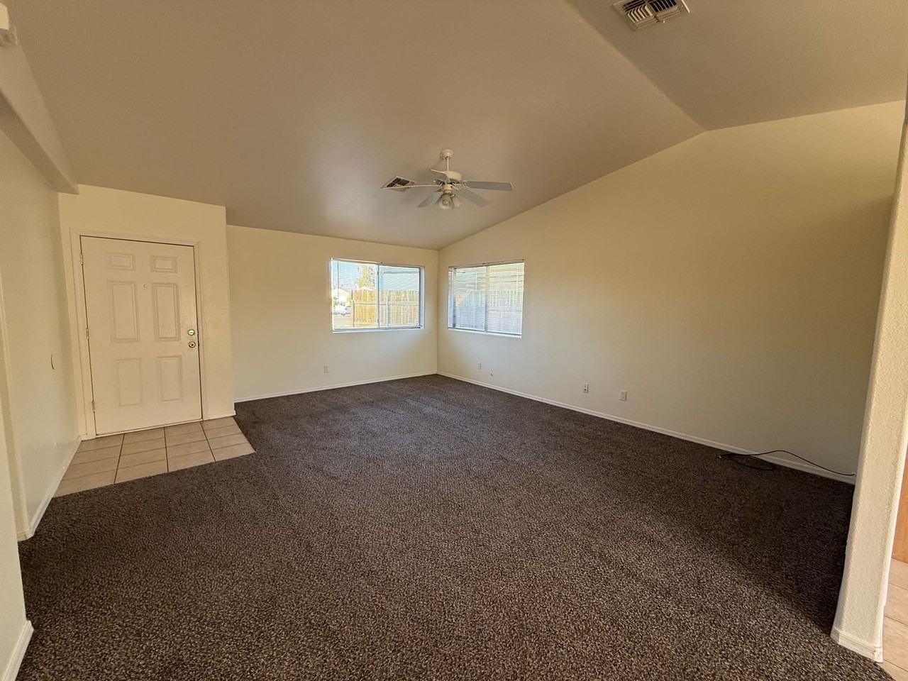 9830 S Needles Dr - Photo 4 of 18