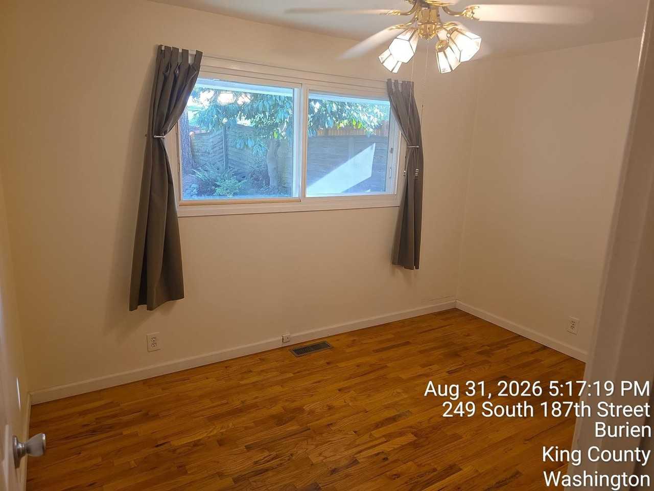 249 S 187th St - Photo 7 of 17