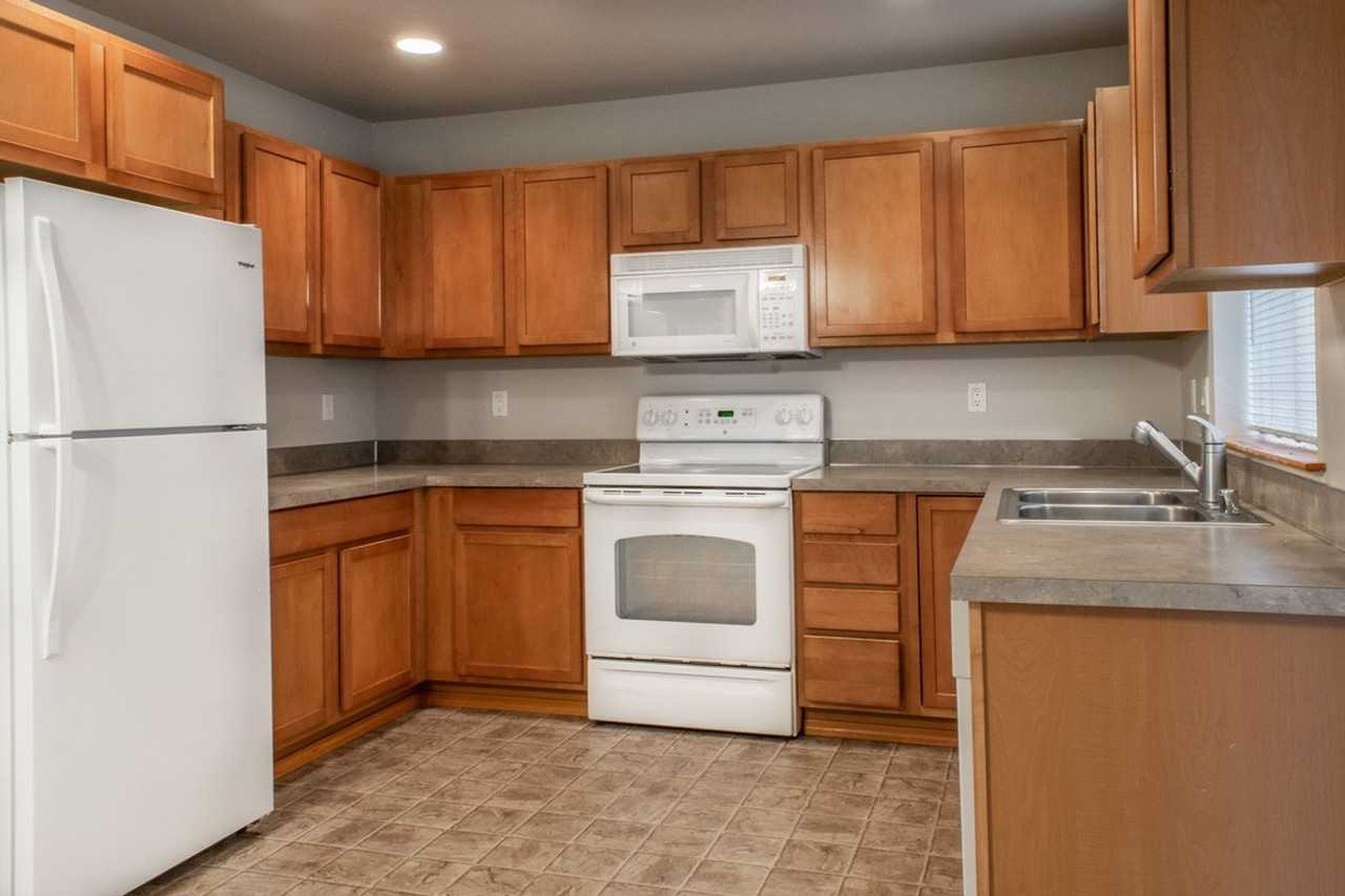 8004 Soper Hill Rd - Photo 2 of 10