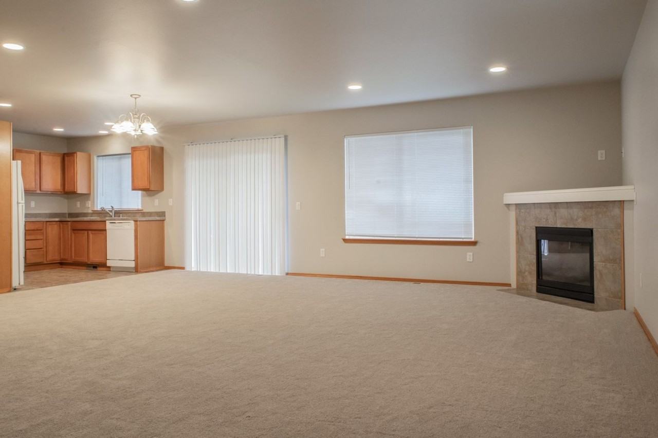 8004 Soper Hill Rd - Photo 3 of 10