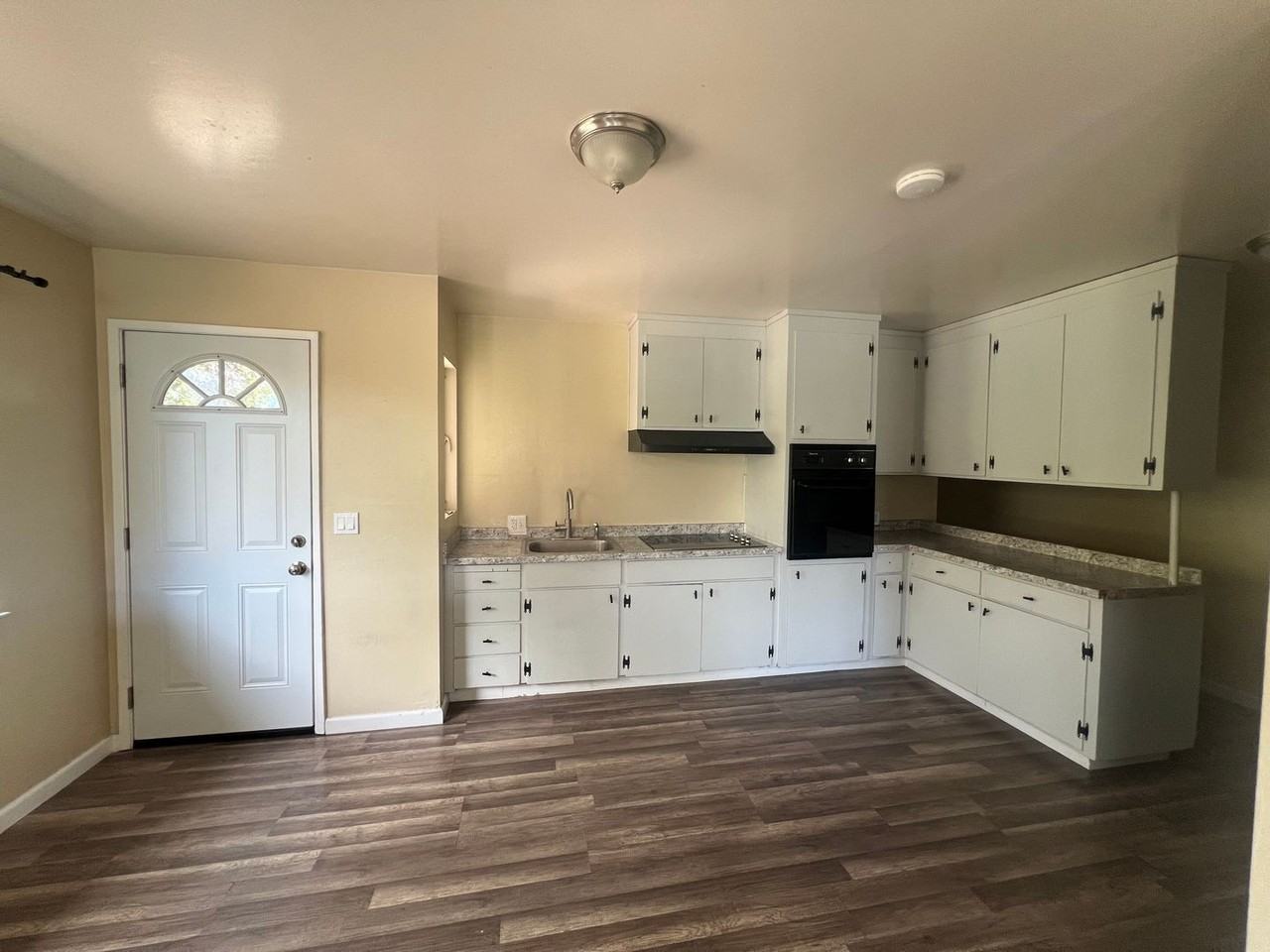 2541 Monticello Way - Photo 4 of 13