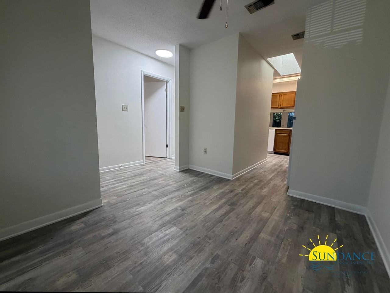 2 Viking Dr Nw Apt A - Photo 6 of 15