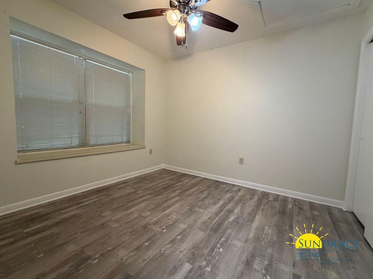 2 Viking Dr Nw Apt A - Photo 7 of 15