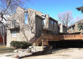 featured image of 827 Maxwell Ave