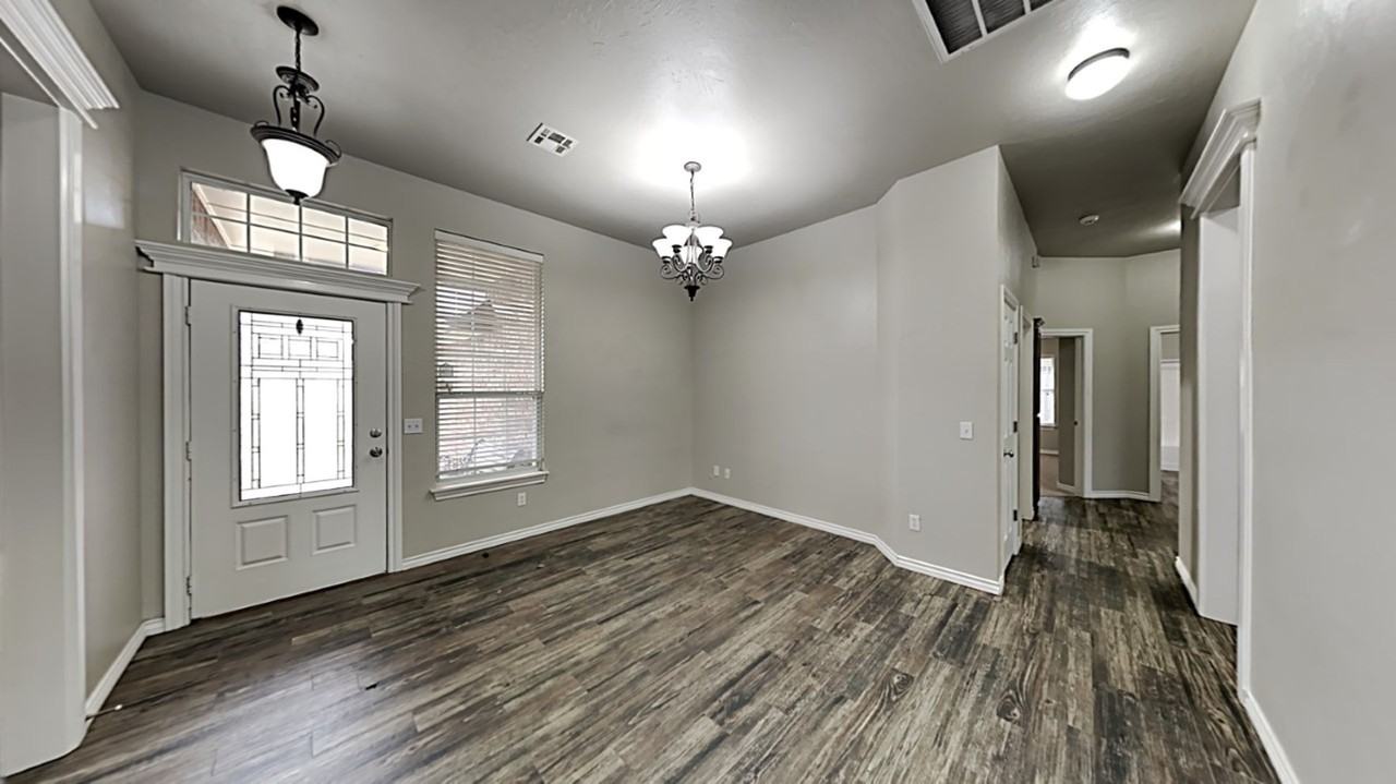 11733 Cherry Point Ln - Photo 4 of 25