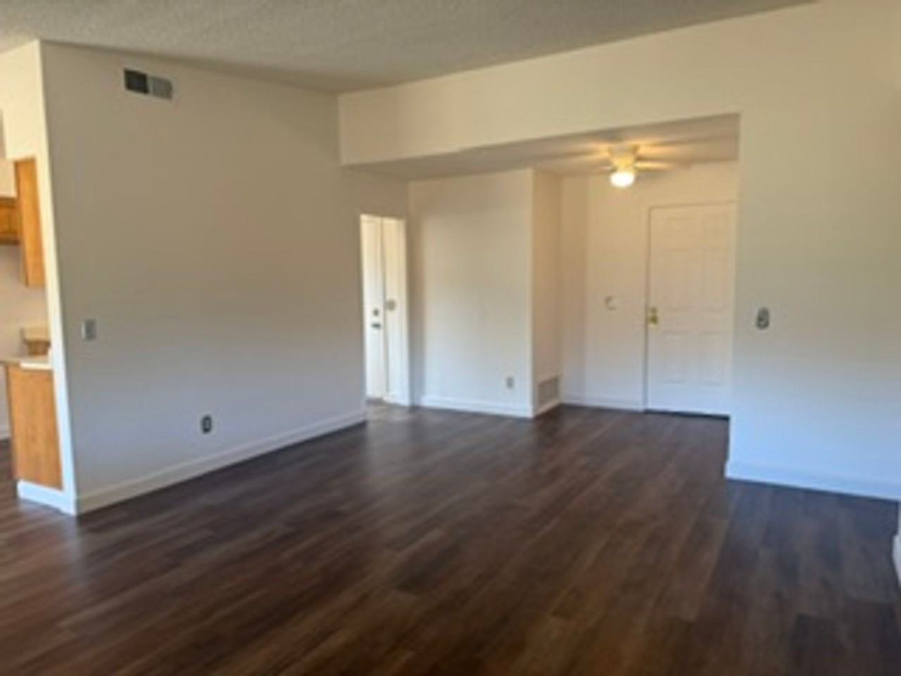 509 Gregory Dr - Photo 2 of 10