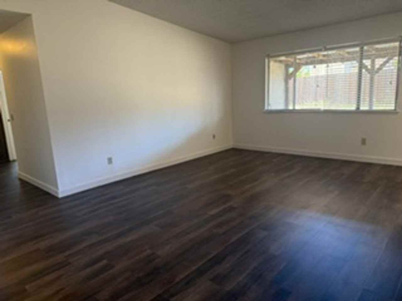 509 Gregory Dr - Photo 4 of 10