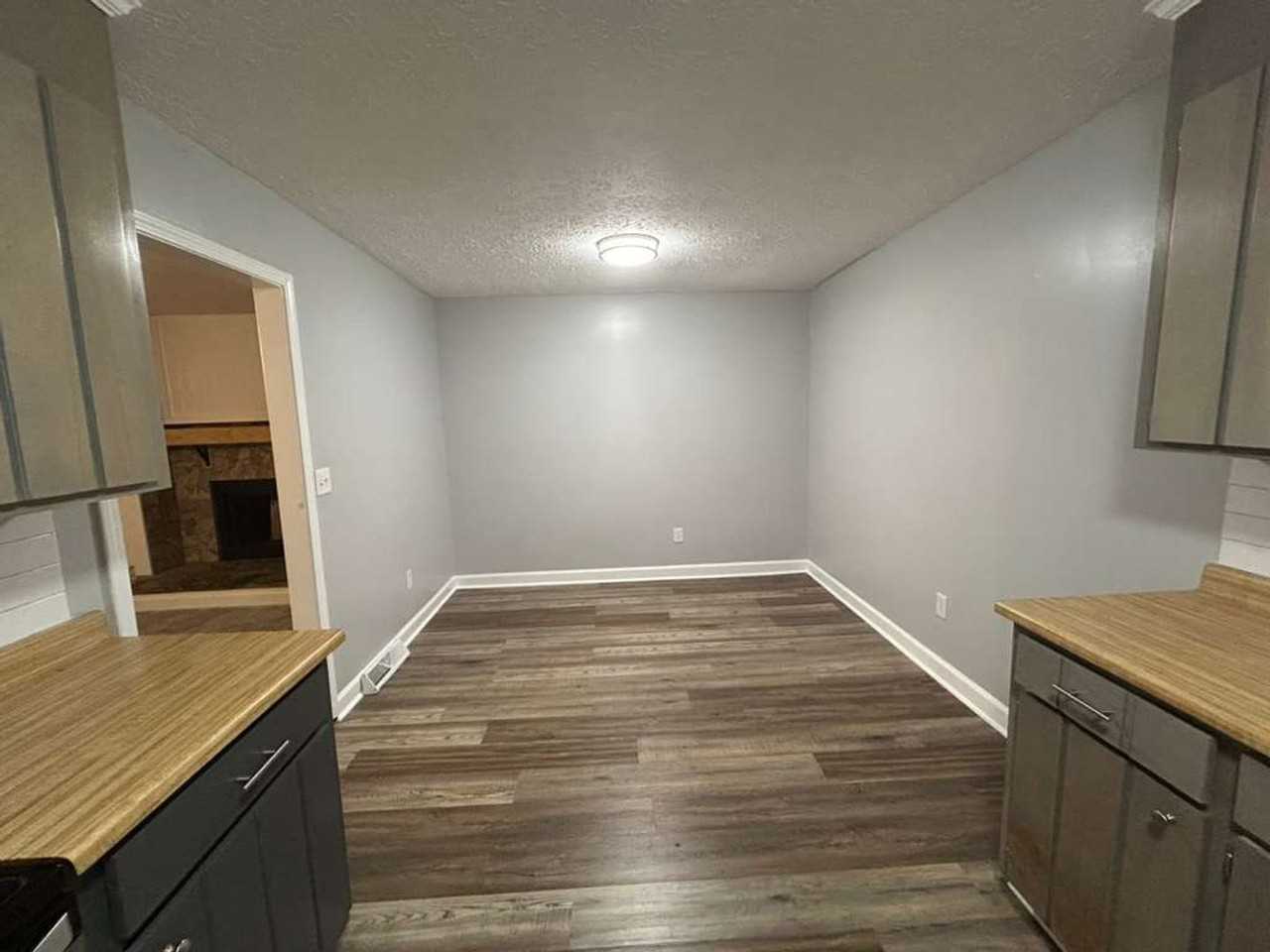 108 Nottingham Ln - Photo 5 of 15
