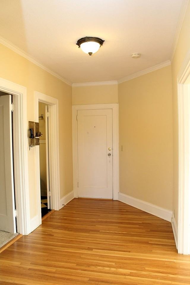 1529 Se Hawthorne Blvd #201 - Photo 6 of 24
