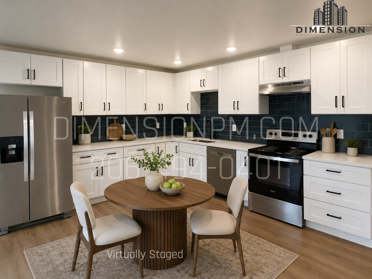 Newer 4 Bedroom Duplex - Photo 4 of 18