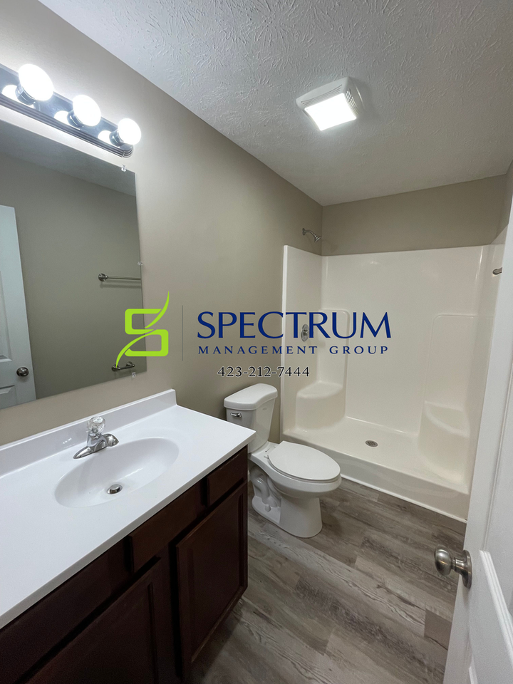 2360 Parkertown Rd - Photo 6 of 11