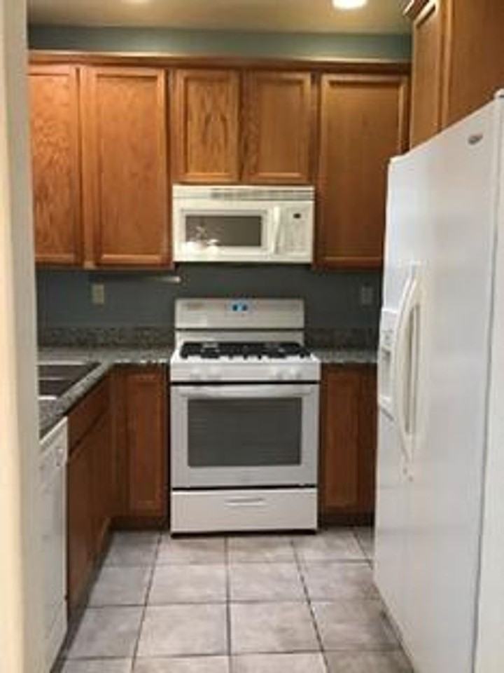 8180 Crystal Walk Cir - Photo 6 of 14