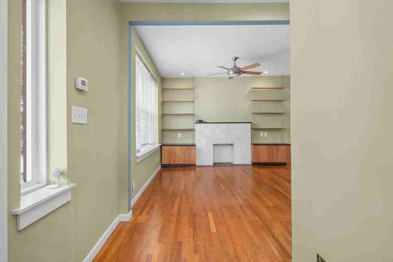 3948 Humphrey St - Photo 3 of 20