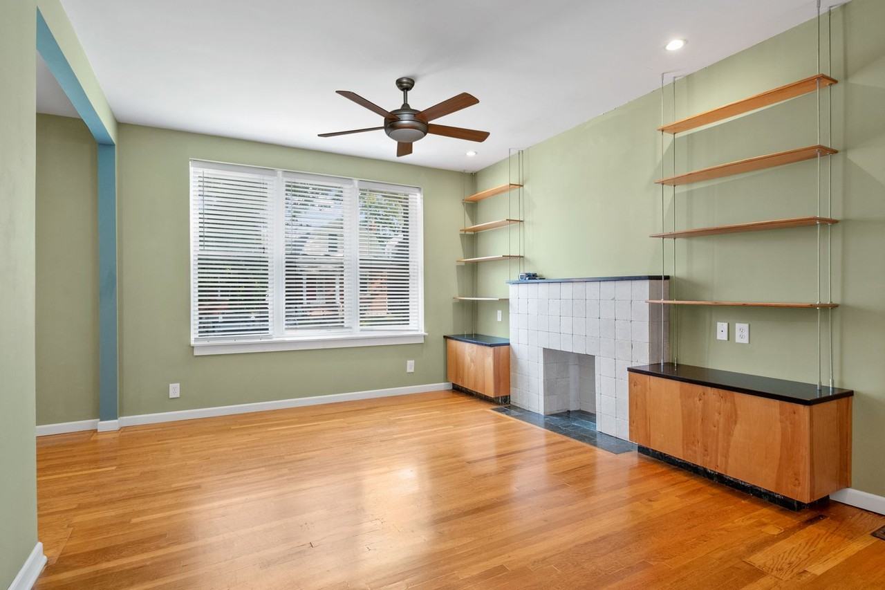 3948 Humphrey St - Photo 4 of 20