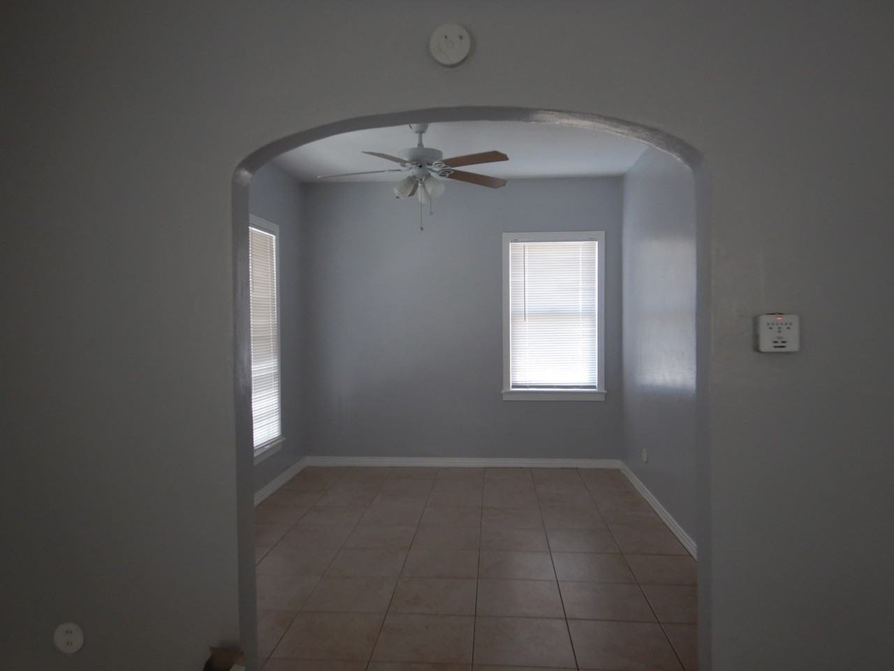 614 W Atkins Ave - Photo 3 of 11