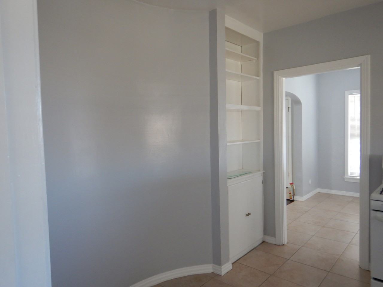 614 W Atkins Ave - Photo 6 of 11
