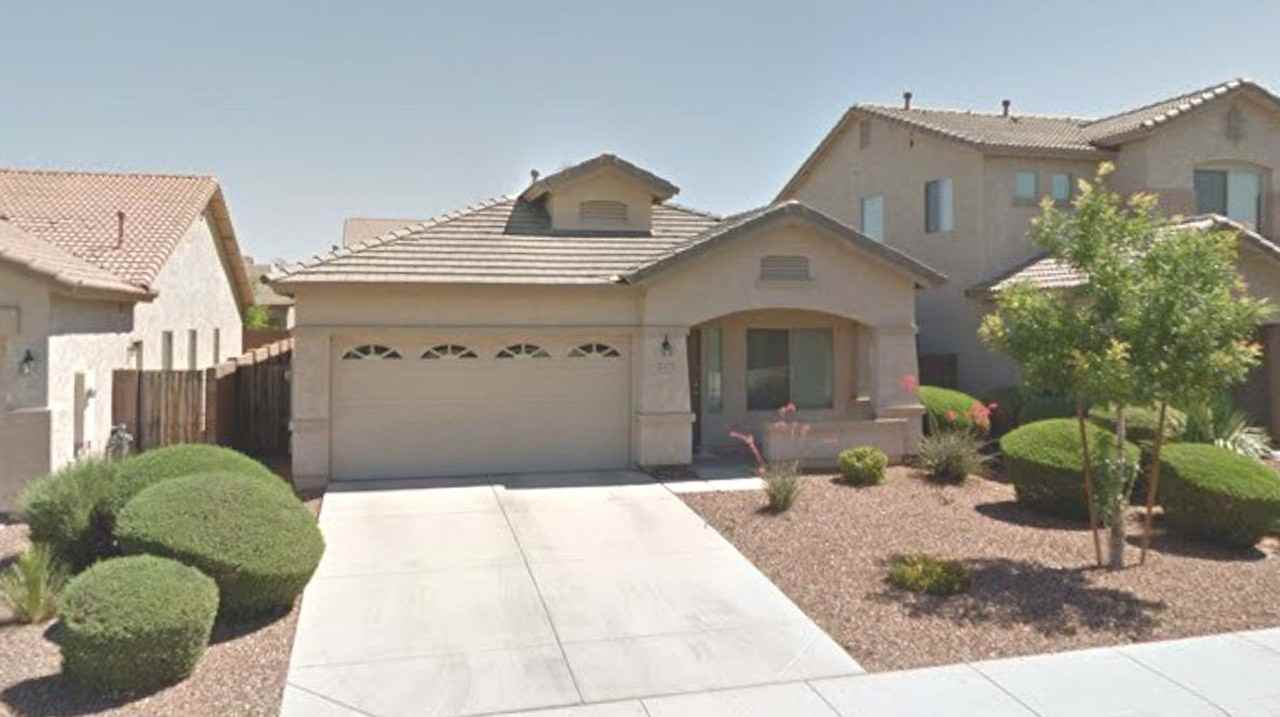 44026 W Granite Dr - Photo 2 of 2