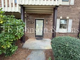featured image of 259 Olde Vineyard Ct