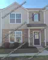 featured image of 10401 Paramount Way