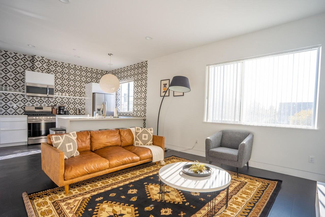5304 San Pablo Ave #B - Photo 2 of 14