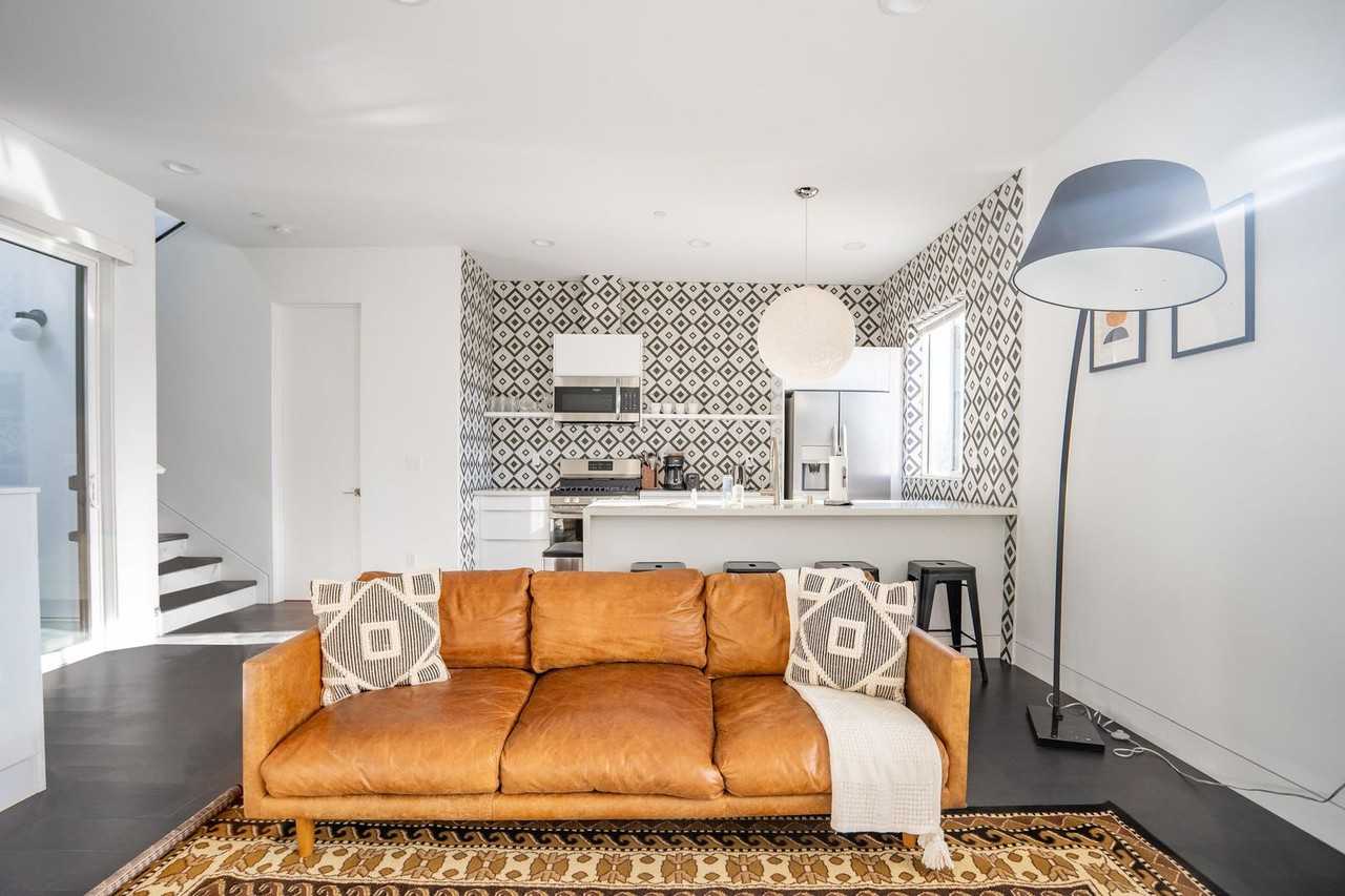 5304 San Pablo Ave #B - Photo 5 of 14