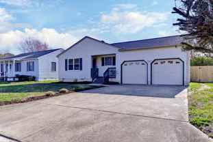 910 Charlotte Dr - Photo 1 of 1