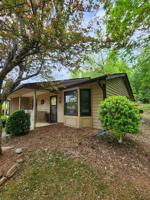 featured image of 15 Woodlands Dr