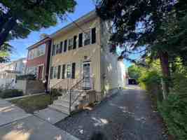 featured image of 17 Green St