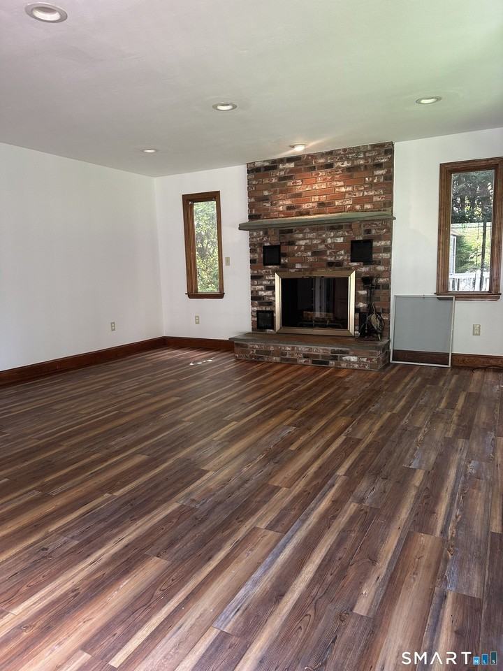 43 Glenview Ave - Photo 4 of 15
