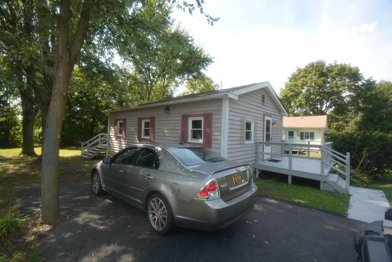 564 Chestnut St - Photo 3 of 29
