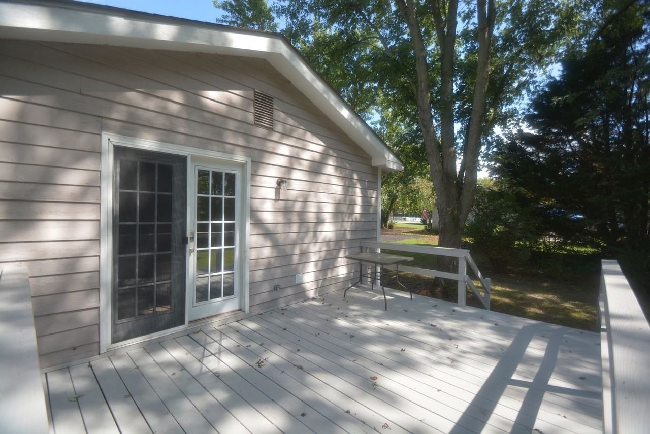 564 Chestnut St - Photo 5 of 29