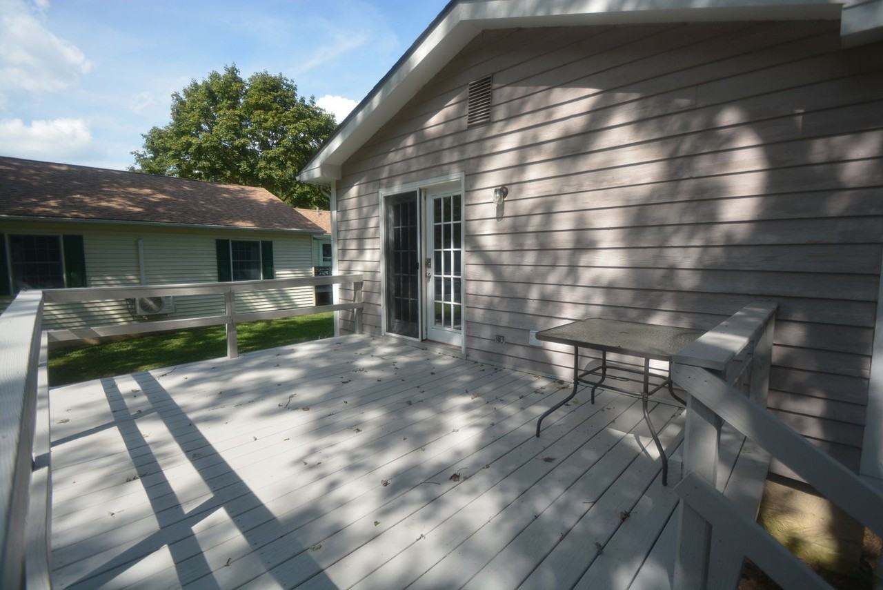 564 Chestnut St - Photo 7 of 29