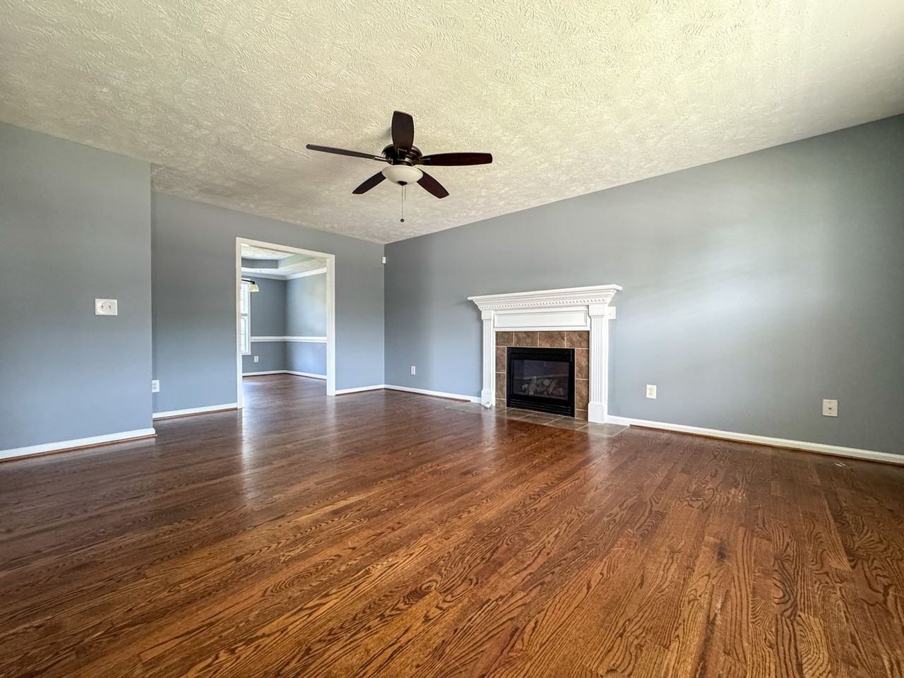 156 Edgecombe Dr - Photo 2 of 30
