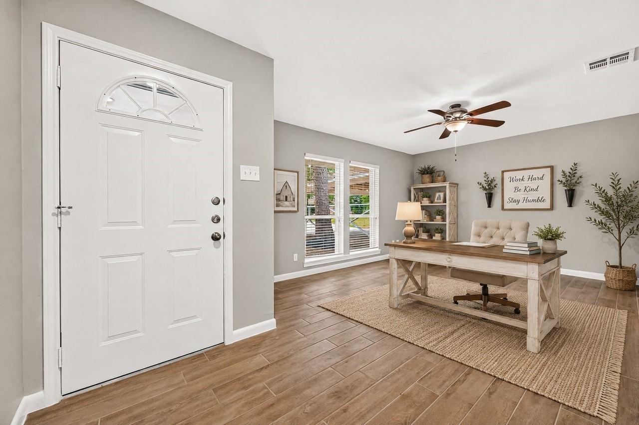 14242 Carneswood Dr - Photo 3 of 48