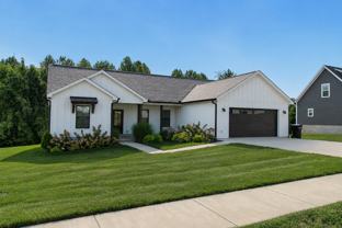 511 Creekview Ln - Photo 1 of 1