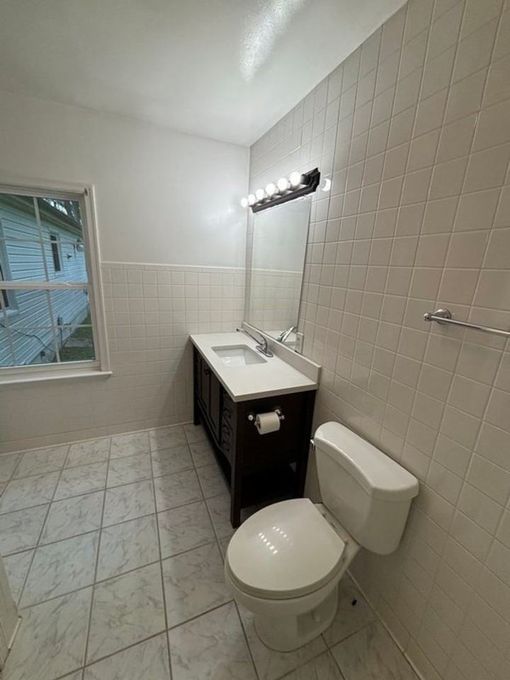 163 Alva Cir - Photo 4 of 34