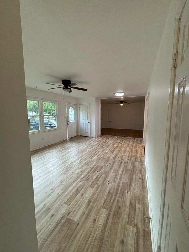 163 Alva Cir - Photo 6 of 34