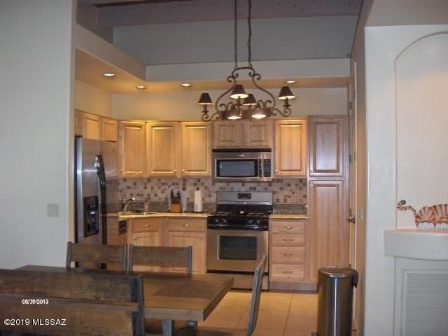 108 Post Way - Photo 6 of 37