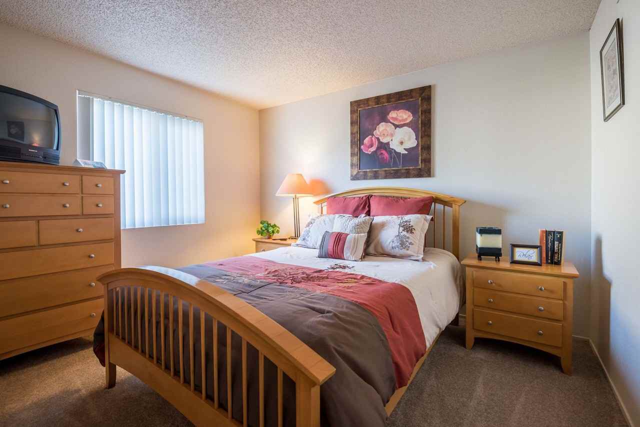 Park Knolls Apartments - Photo 5 of 8