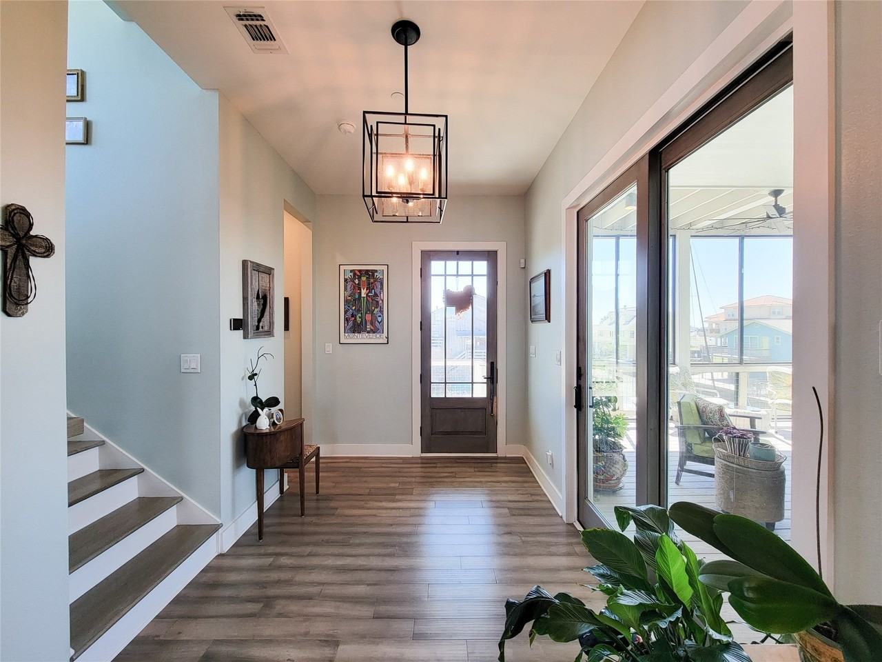 1001 Bamar Ln - Photo 6 of 50